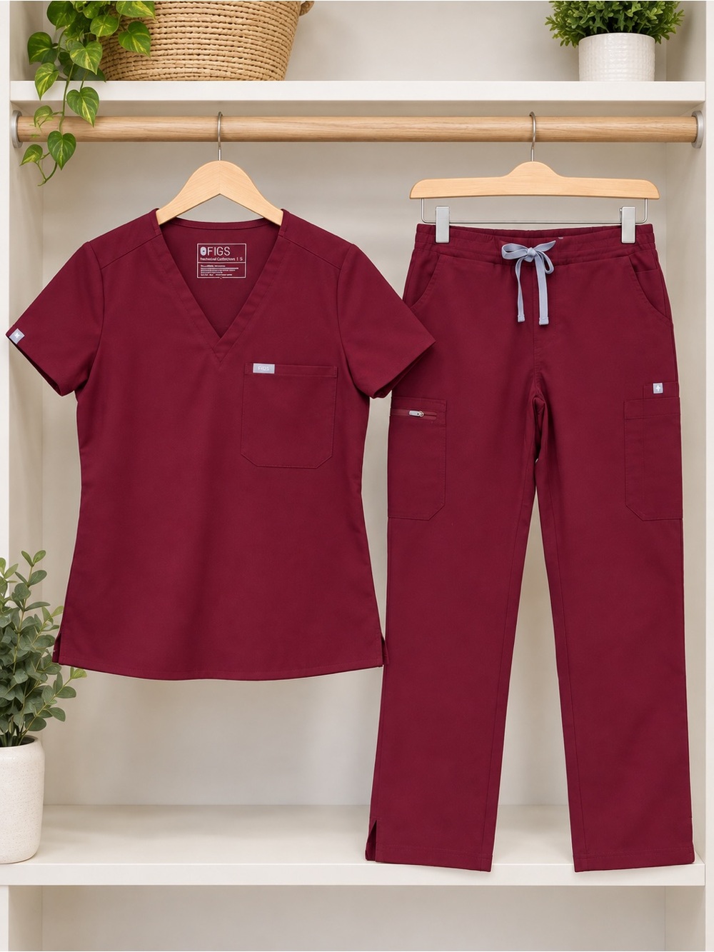 FIGS Burgundy Matching Scrub Set Size Small Catarina Scrub Top & Yola Slim Pant